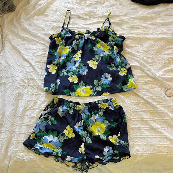 aerie Other - Aerie sleep set